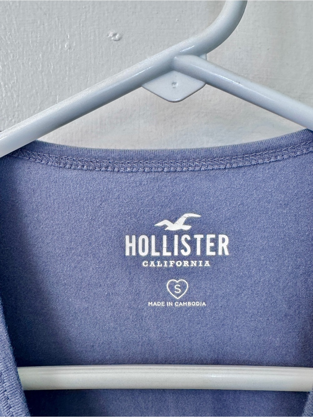 Hollister Truth Above All Graphic Baby Tee Blue Tattoo Heart S - Picture 6 of 8